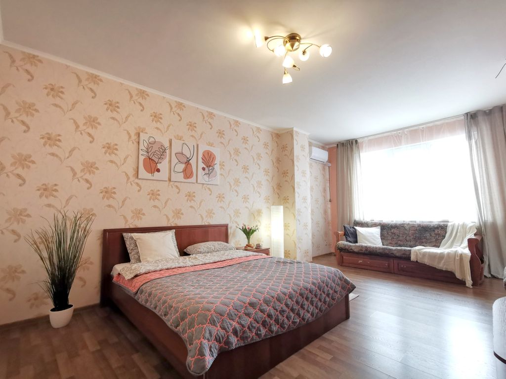 2-комнатная квартира, Ерошевского улица, 18